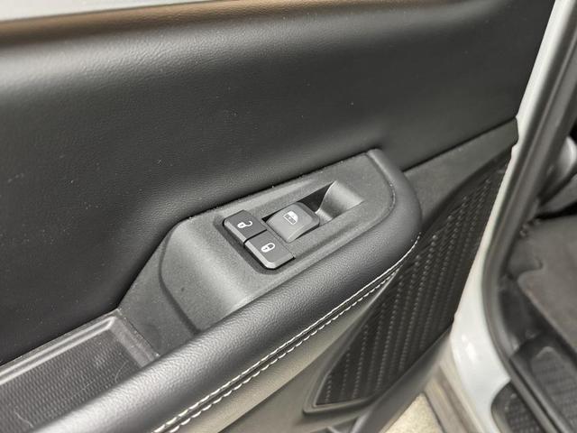 Photo of 2024 Silver Zynith Jeep Grand Cherokee L