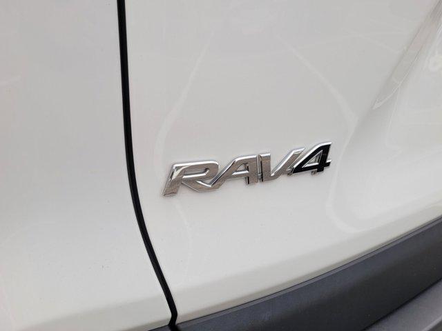 Photo of 2024 Ice Cap Toyota RAV4