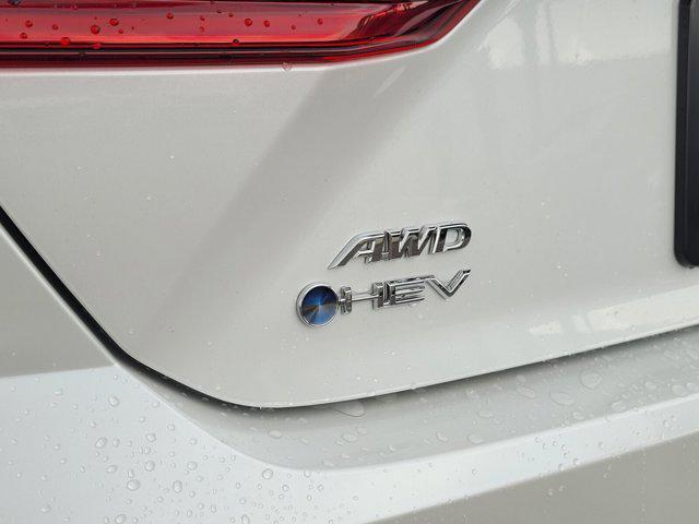 Photo of 2025 Wind Chill Pearl Toyota Camry