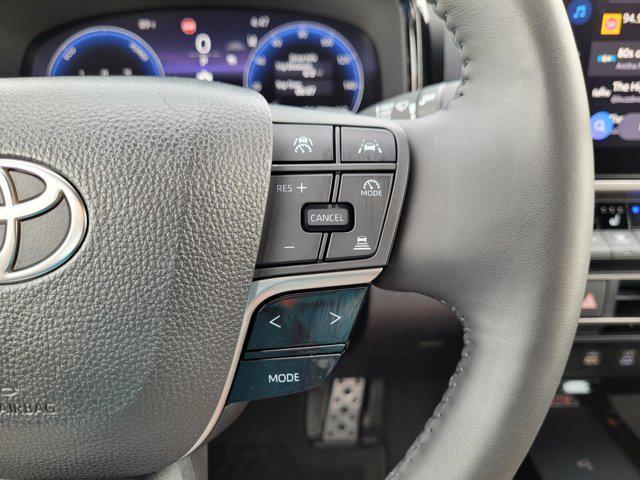 Photo of 2025 Wind Chill Pearl Toyota Camry