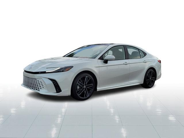 Photo of 2025 Wind Chill Pearl Toyota Camry