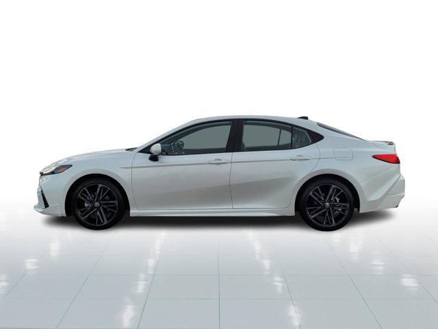 Photo of 2025 Wind Chill Pearl Toyota Camry