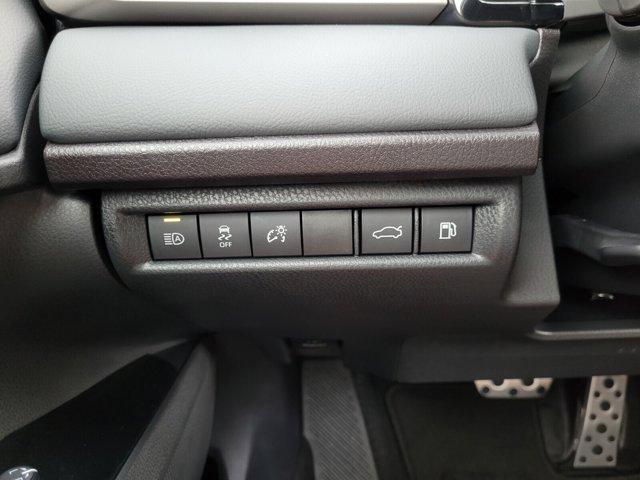 Photo of 2025 Wind Chill Pearl Toyota Camry