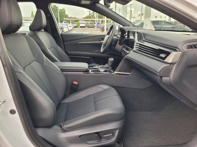 Photo of 2025 Wind Chill Pearl Toyota Camry