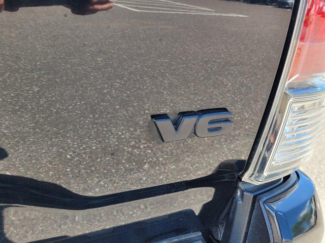Photo of 2020 Midnight Black Metallic Toyota Tacoma