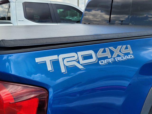 Photo of 2018 Blazing Blue Pearl Toyota Tacoma
