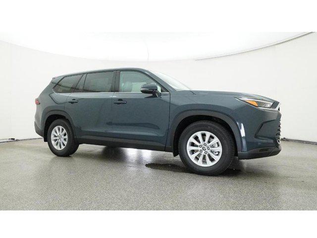 Photo of 2025 Storm Cloud Toyota Grand Highlander