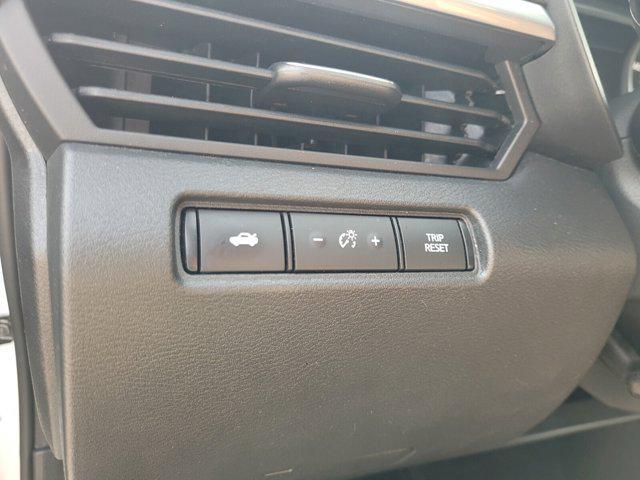 Photo of 2023 Pearl White Tricoat Nissan Altima
