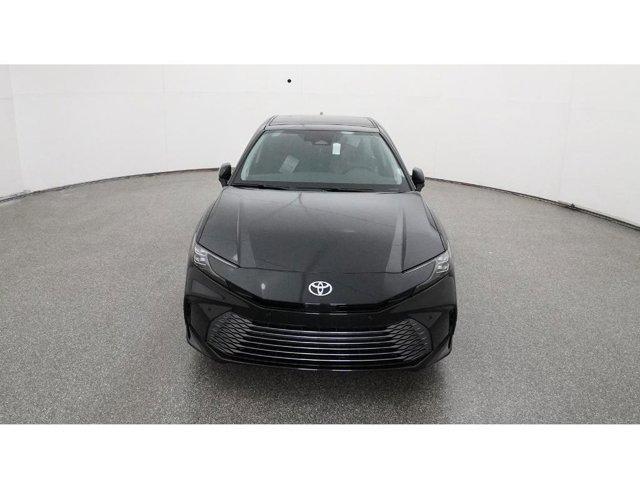 Photo of 2025 Midnight Black Metallic Toyota Camry