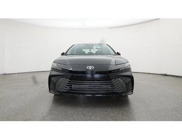 Photo of 2025 Midnight Black Metallic Toyota Camry