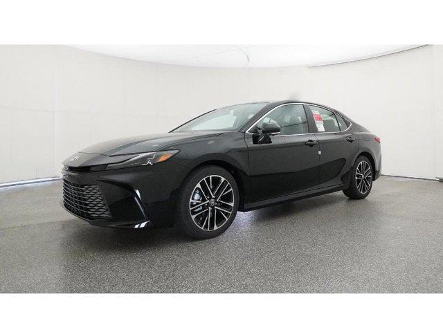 Photo of 2025 Midnight Black Metallic Toyota Camry