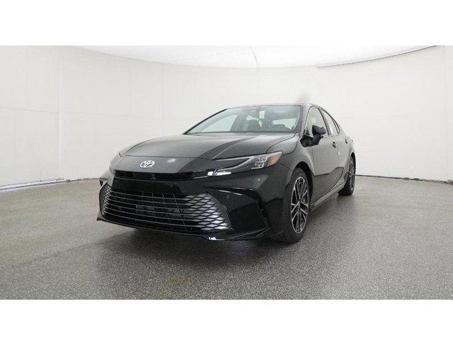 Photo of 2025 Midnight Black Metallic Toyota Camry