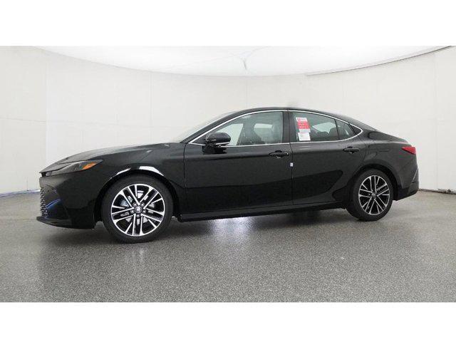 Photo of 2025 Midnight Black Metallic Toyota Camry