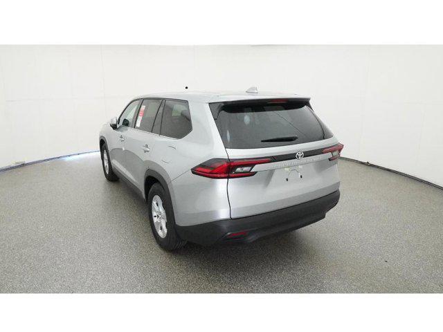 Photo of 2025 Celestial Silver Metallic Toyota Highlander