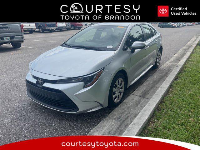Photo of 2023 Classic Silver Metallic Toyota Corolla