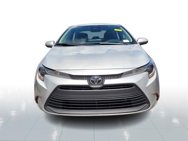 Photo of 2025 Classic Silver Metallic Toyota Corolla