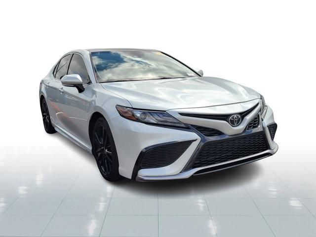 Photo of 2022 Wind Chill Pearl Toyota Camry