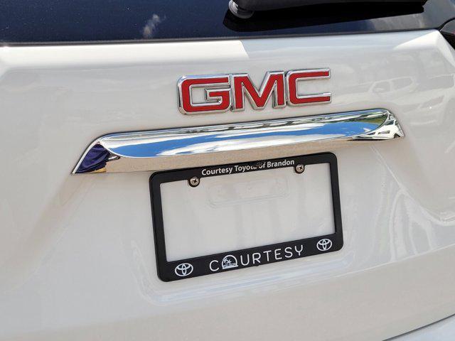 Photo of 2020 Summit White GMC Terrain
