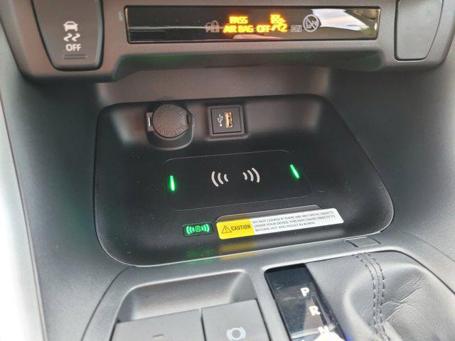 Photo of 2025 Midnight Black Metallic Toyota RAV4 Hybrid