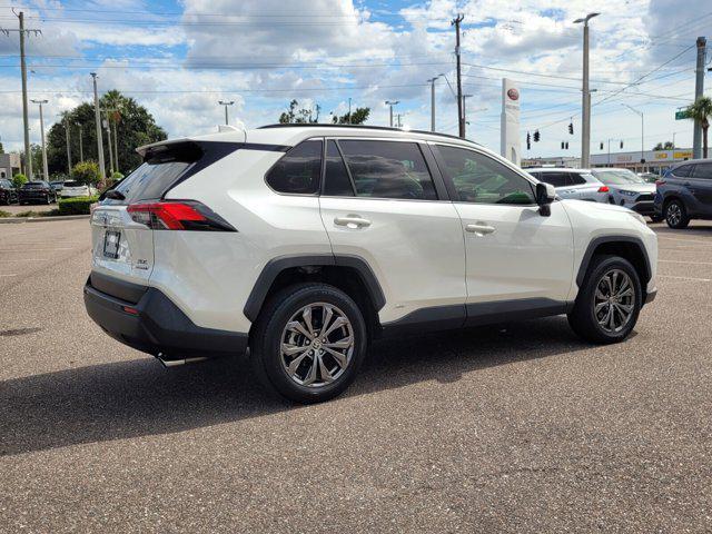 Photo of 2022 Blizzard Pearl Toyota RAV4 Hybrid