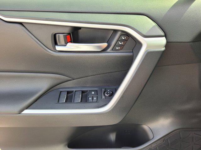 Photo of 2022 Blizzard Pearl Toyota RAV4 Hybrid