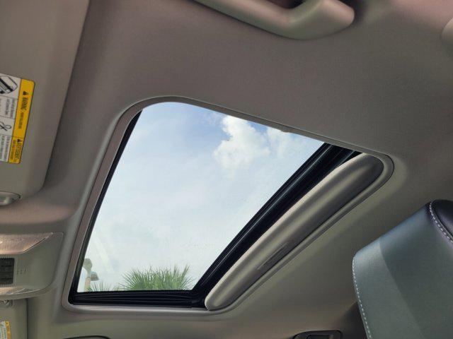 Photo of 2022 Blizzard Pearl Toyota RAV4 Hybrid