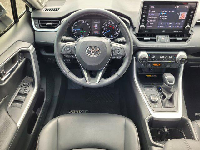 Photo of 2022 Blizzard Pearl Toyota RAV4 Hybrid