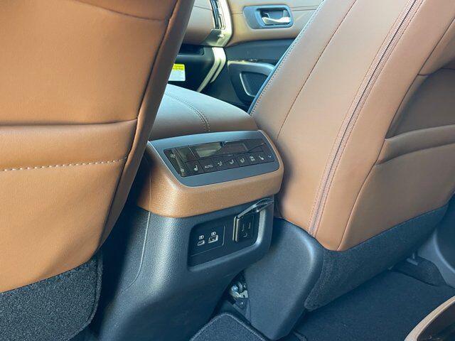 Photo of 2025 BOULDER GR Nissan Pathfinder