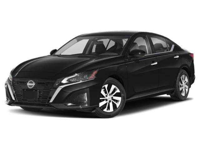 Photo of 2025 Glacier White Nissan Altima