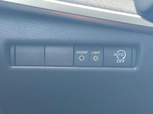 Photo of 2025 Gun Metallic Nissan Kicks