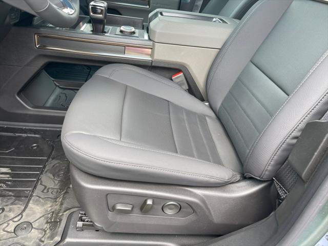 Photo of 2024 Green Matte GMC HUMMER EV SUV
