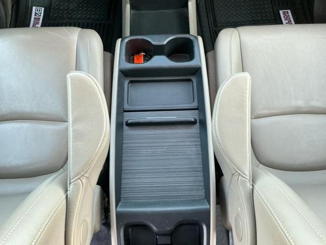Photo of 2019 White Honda Odyssey