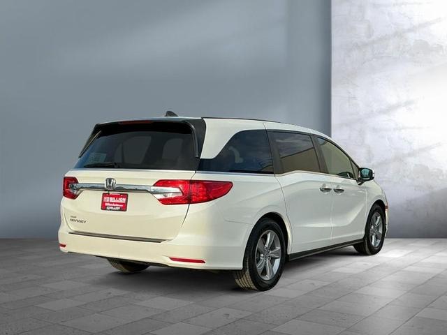 Photo of 2019 White Honda Odyssey