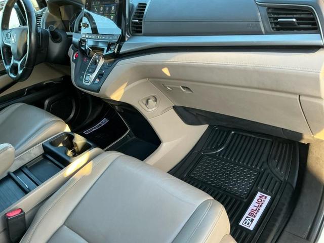 Photo of 2019 White Honda Odyssey