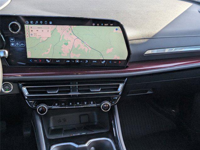 Photo of 2025 Mosaic Black Metallic Chevrolet Traverse