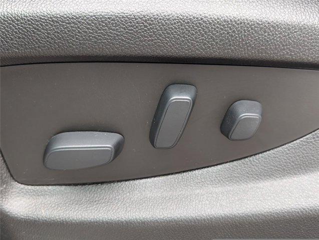 Photo of 2018 Silver Ice Metallic Chevrolet Silverado 1500