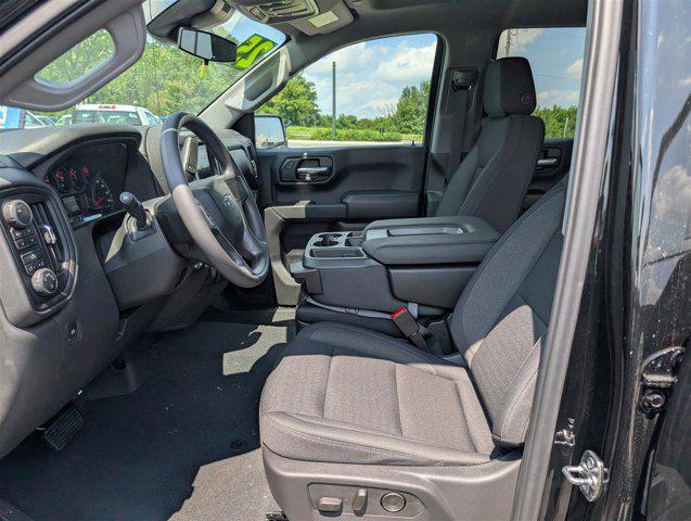 Photo of 2025 Black Chevrolet Silverado 1500