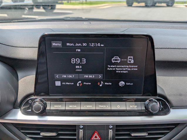 Photo of 2022 Aurora Black Kia Forte