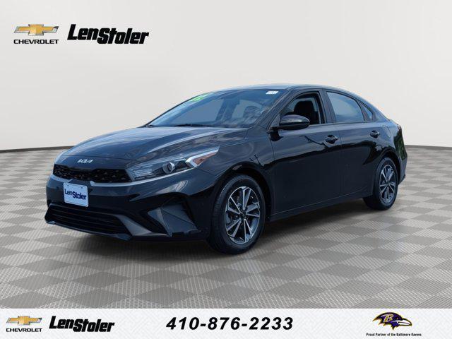 Photo of 2022 Aurora Black Kia Forte