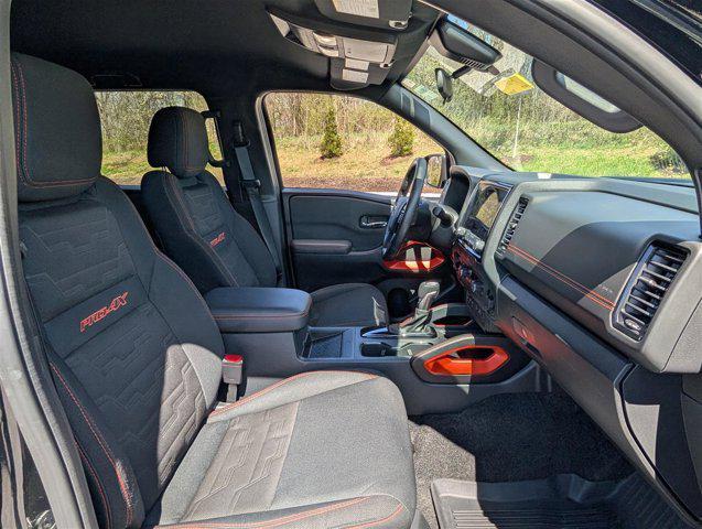 Photo of 2022 Super Black Nissan Frontier
