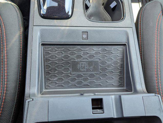 Photo of 2022 Super Black Nissan Frontier