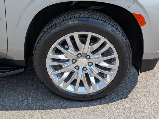 Photo of 2023 Sterling Gray Metallic Chevrolet Suburban