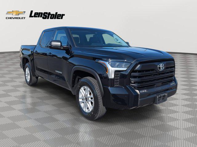 Photo of 2022 Midnight Black Metallic Toyota Tundra