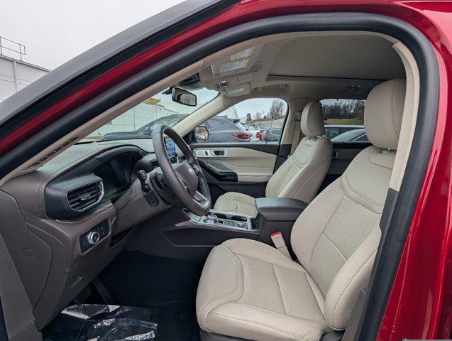 Photo of 2021 Rapid Red Metallic Tinted Clearcoat Ford Explorer