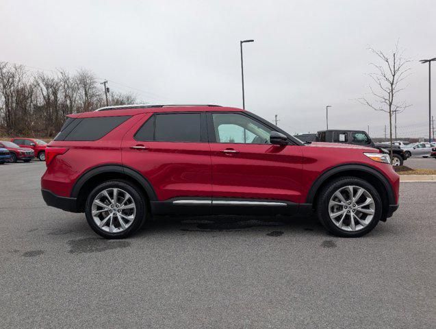 Photo of 2021 Rapid Red Metallic Tinted Clearcoat Ford Explorer