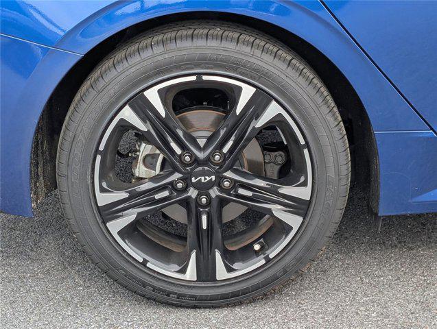 Photo of 2024 Sapphire Blue Kia K5