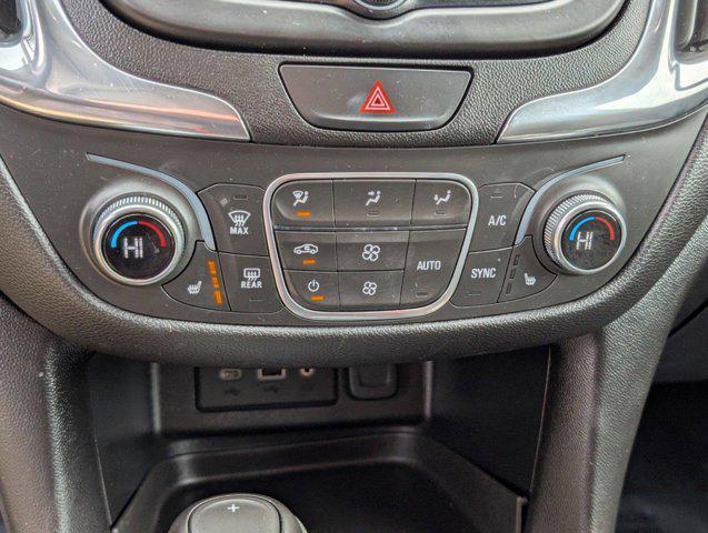 Photo of 2020 Mosaic Black Metallic Chevrolet Equinox