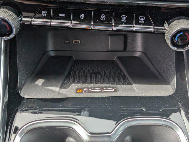Photo of 2025 Sterling Gray Metallic Chevrolet Traverse