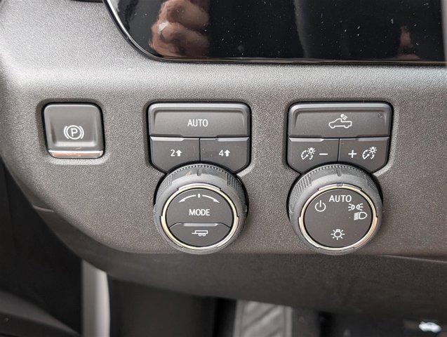 Photo of 2025 Summit White Chevrolet Silverado 1500