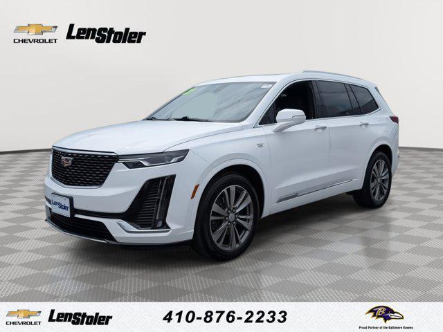 Photo of 2021 Crystal White Tricoat Cadillac XT6